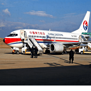 若羌楼兰航空快运业稳步发展的原因是什么？